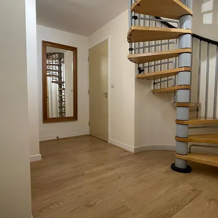 4- Bedroom , 1 Living Room Flat Near Emirates Stadium London Exterior foto