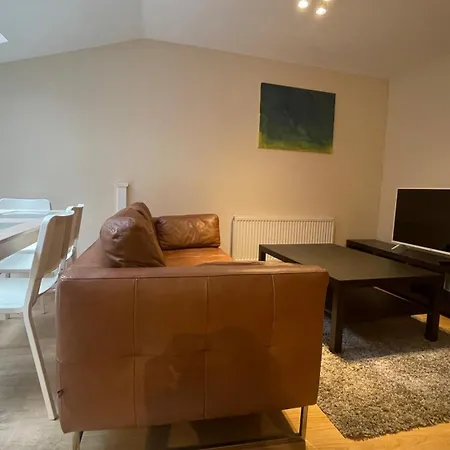 4- Bedroom , 1 Living Room Flat Near Emirates Stadium London Exterior foto