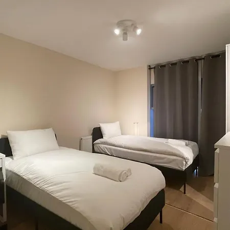 4- Bedroom , 1 Living Room Flat Near Emirates Stadium London Exterior foto